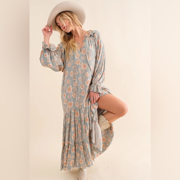 blue b Dresses & Skirts - Boho Floral Tiered Long Sleeve Maxi Dress - Pale Blue Floral